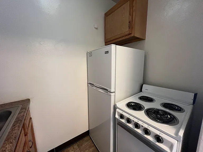 5326 Fifth #28