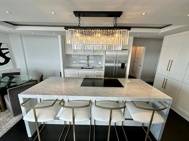 1360 N Sandburg Ter #2012C — Photo 13
