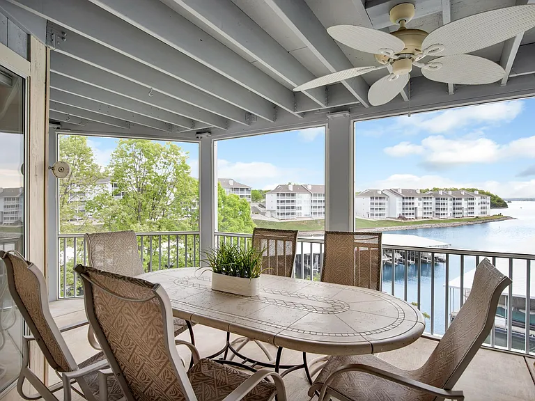 404 Regatta Bay Cir #2A — Photo 11