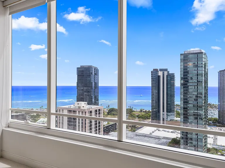 1009 Kapiolani Blvd #3804 — Photo 7