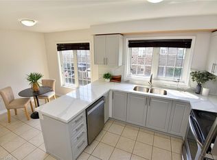 45 Ohara Ln, Hamilton, ON L9K0C7