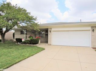 11333 Geoffry Dr, Warren, MI 48093