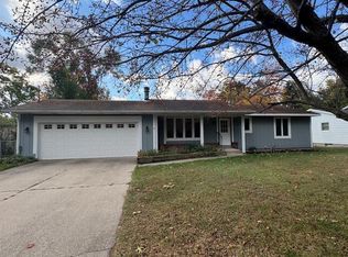 119 Sunset Dr, Whitehall, MI 49461
