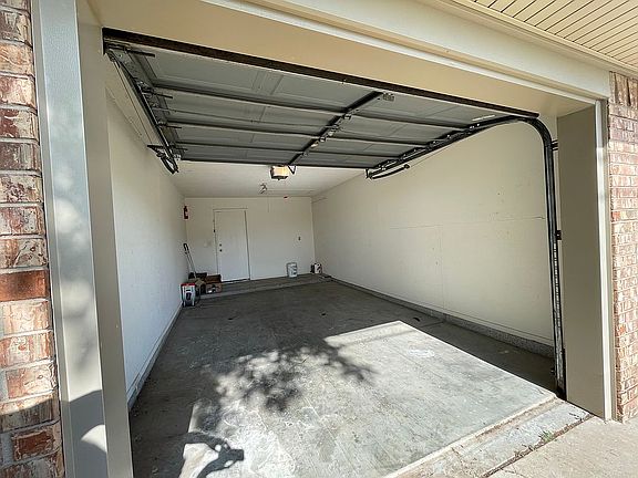3rd image of 85 Valleyview Rd