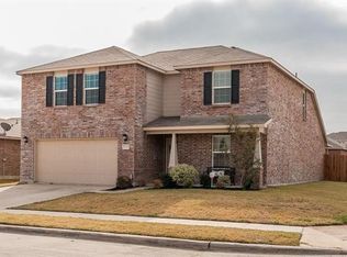 6049 Deck House Rd, Fort Worth, TX 76179