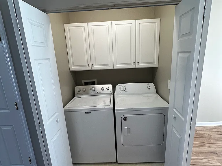 1057 Alexander Hamilton Ln — Photo 8