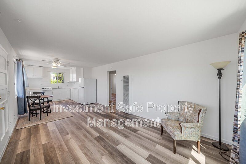 1st image of 6627 Comly Ct