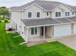 842 Red Hawk Way SE, Altoona, IA 50009