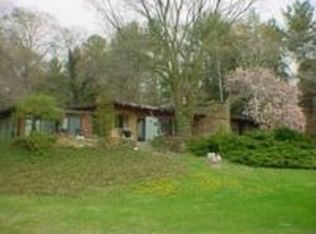 2825 Judson Rd, Spring Lake, MI 49456