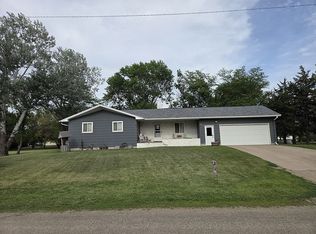 104 2nd Ave, Tulare, SD 57476