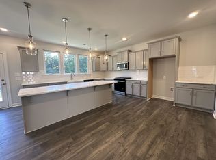 1437 Addison Lake St #134, Fuquay Varina, NC 27526