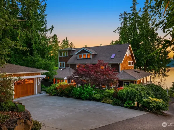 11563 Battle Point Drive NE, Bainbridge Island, WA 98110