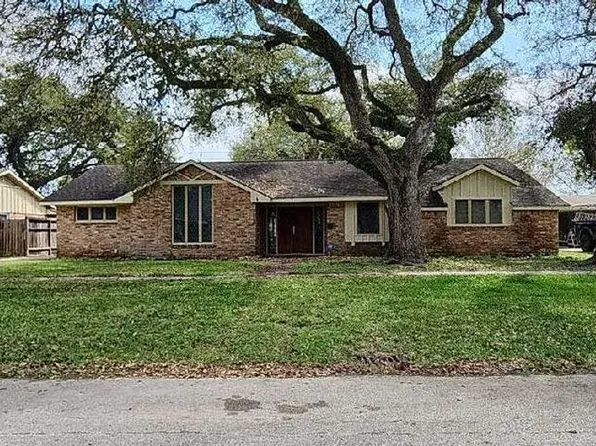 2022 Willow Wisp Dr, Seabrook, TX 77586