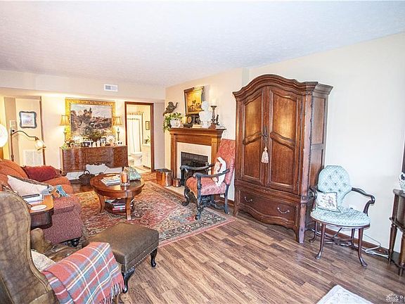 5th image of 791 Ashton Cir APT 205
