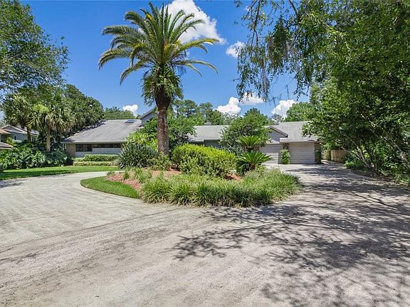 2nd image of 210 Green Lake Cir