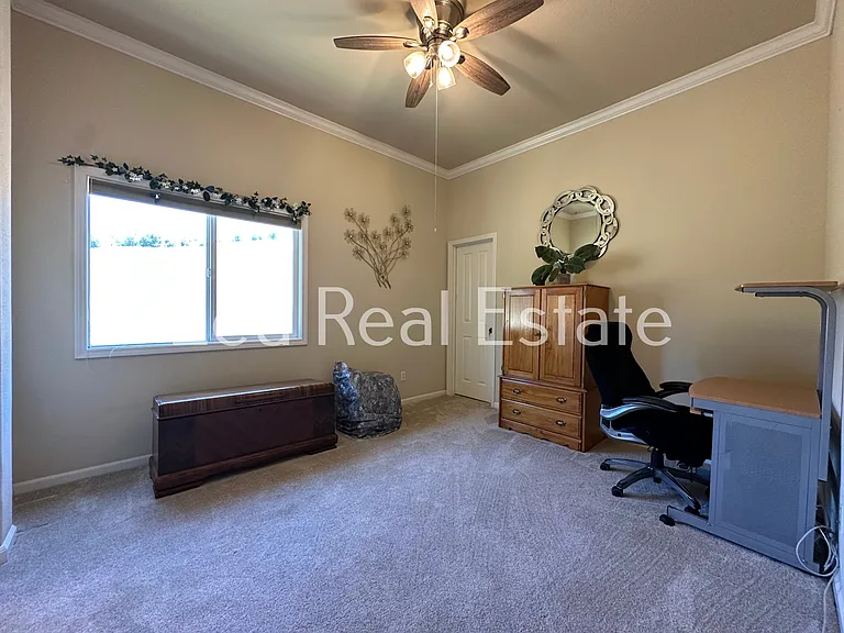 131 Gage Ct — Photo 37