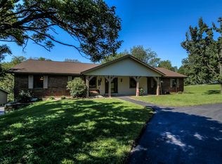 11 Royalty Ct, Florissant, MO
