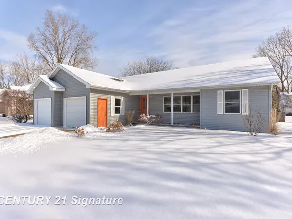 426 W Braeburn Dr, Saginaw, MI 48638