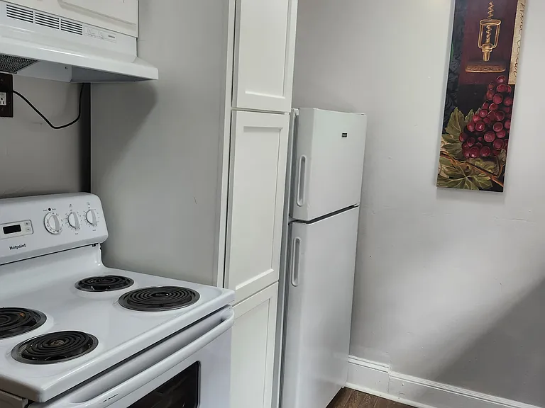 1851 Maryland Ave — Photo 11