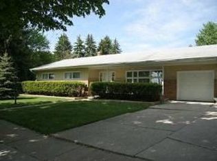 401 River Rd, Maumee, OH 43537