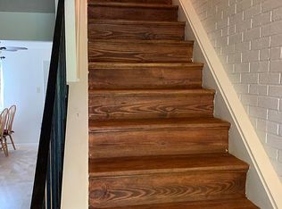407 S Green Ln, Zelienople, PA 16063
