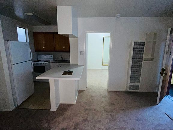4th image of 1625 Gough St #7
