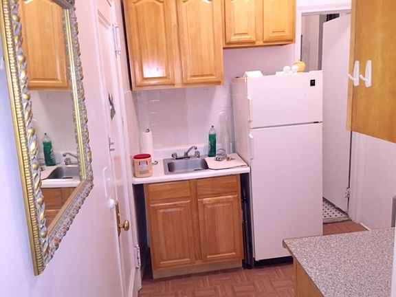 2nd image of 323 E 85th St APT 2C