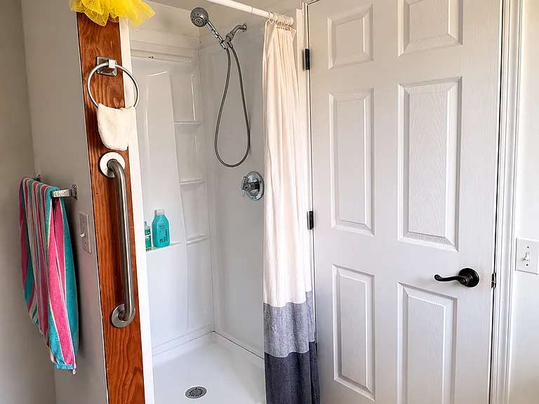 15-1485 Loke Rd #3 — Photo 8