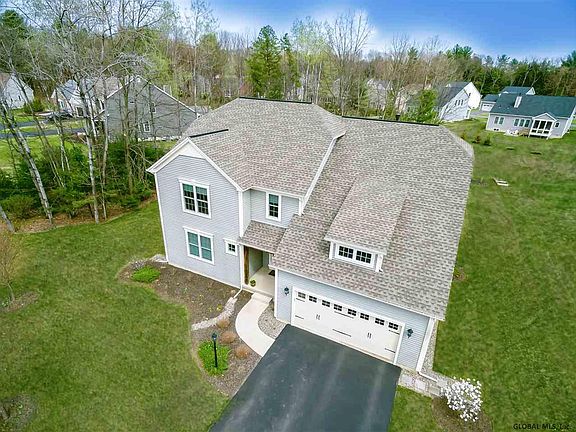 3rd image of 18 Saw Mill Ct