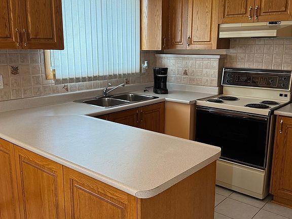 5th image of 7295 Shallford Rd