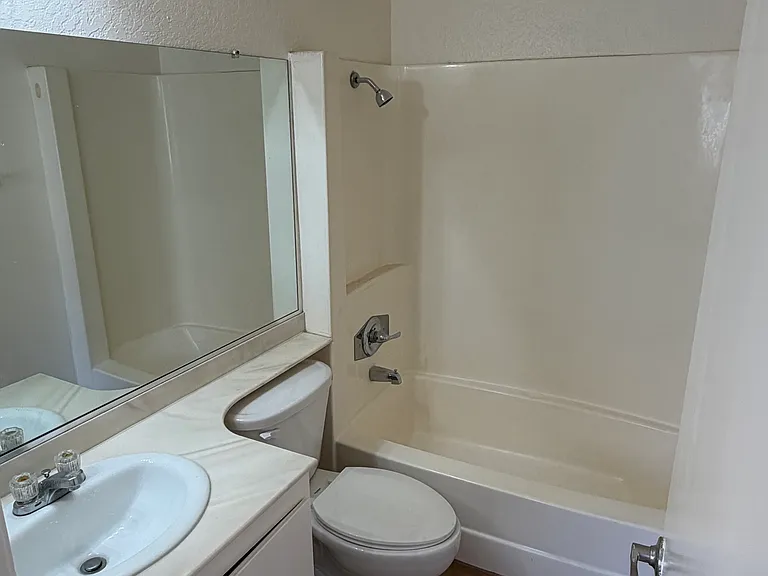 1416 Vista Grande — Photo 13