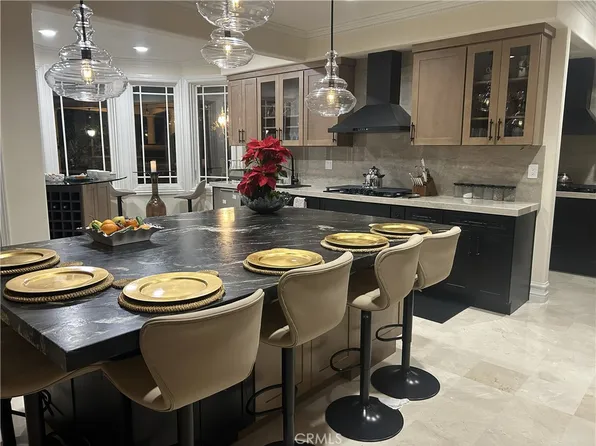 19 Sovente, Irvine, CA 92606