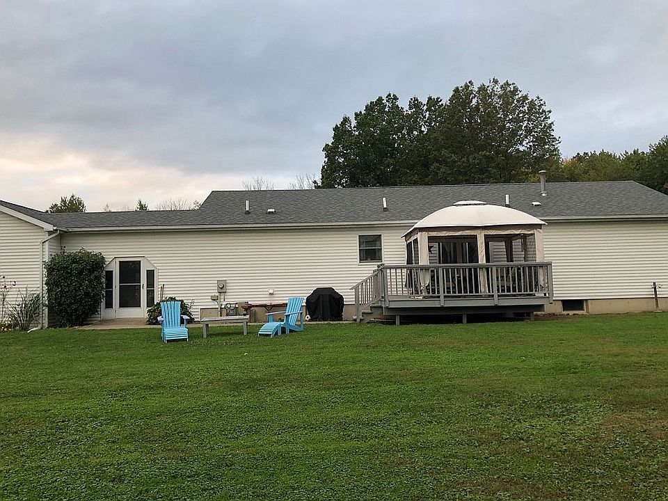 2nd image of 3 Beechwood Dr