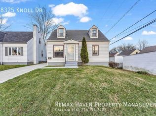 18325 Knoll Dr, Maple Heights, OH 44137