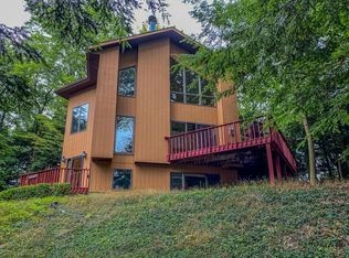 7403 N Old Channel Trl, Montague, MI 49437