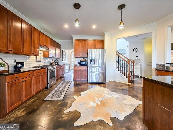 5th image of 2295 Hemrick Rd