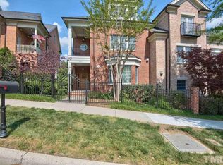 210 W Barbee Chapel Rd, Chapel Hill, NC 27517