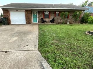 1218 Rolling Stone Dr, Tecumseh, OK 74873