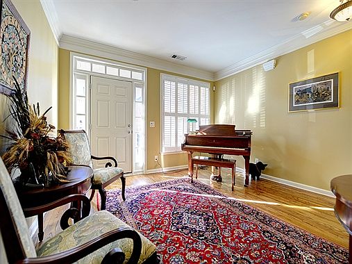 3rd image of 1262 Edmund Park Dr