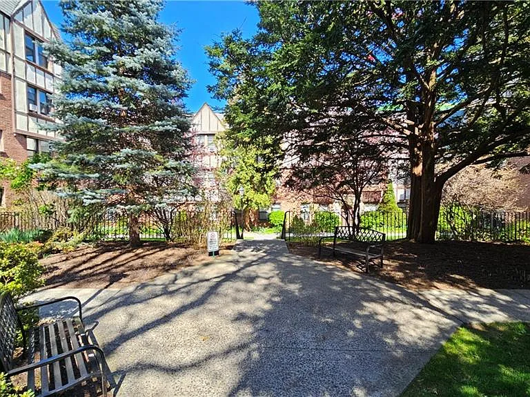 3 Greenridge Ave #D7 — Photo 10