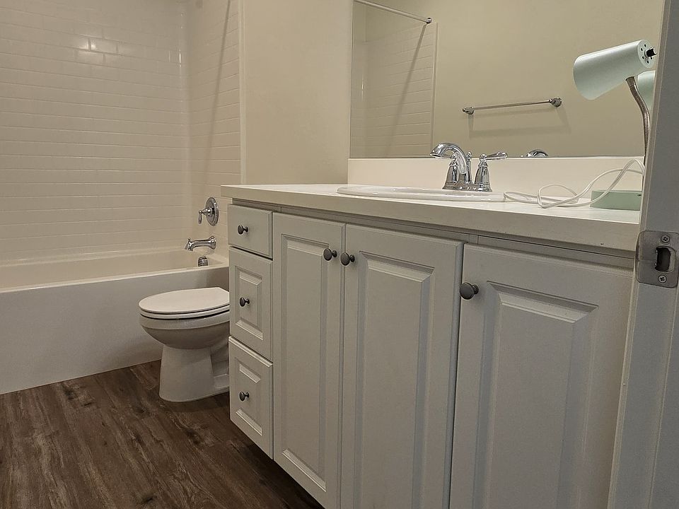 2nd image of 29725 Gypsy Canyon Cir #1