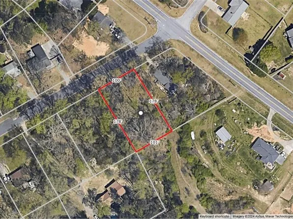 1352 Sommerset Dr #1, Lawrenceville, GA 30043