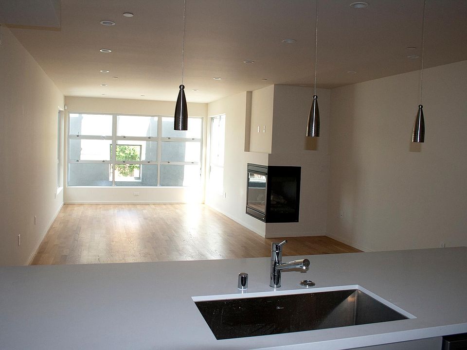 1st image of 421 Arguello Blvd APT 201