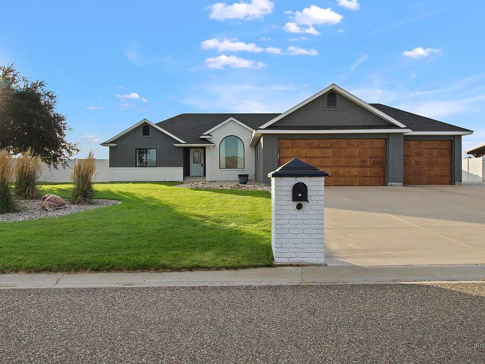 1st image of 78 Pelican Dr