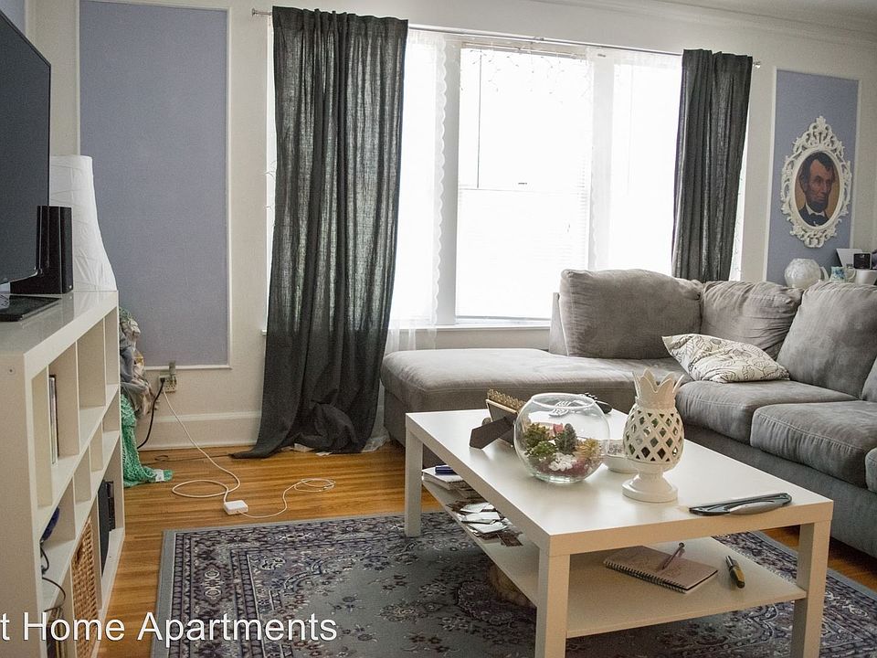 2nd image of 26 Dale St S APT 205