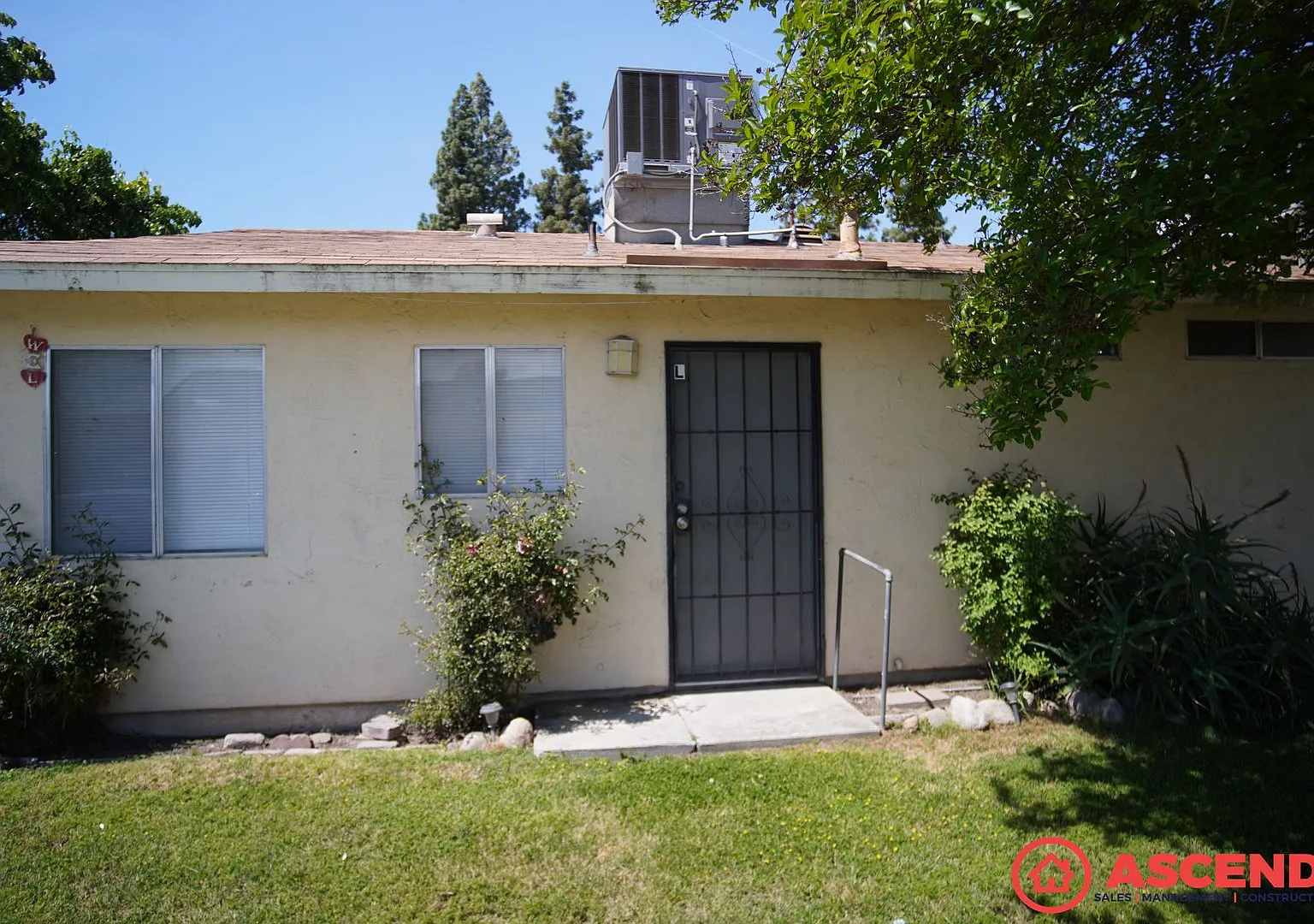 1849 Golden State Ave — Photo 1