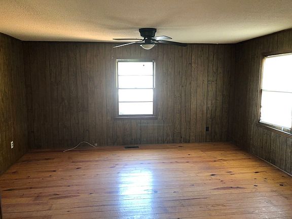 3rd image of 1407 Philthurman Rd