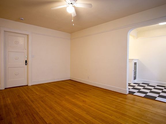 5th image of 1944 NW Johnson St #303