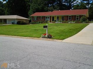 5247 Corinth Dr, Stone Mountain, GA 30087