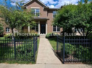 3260 Beaumont Centre Cir, Lexington, KY 40513